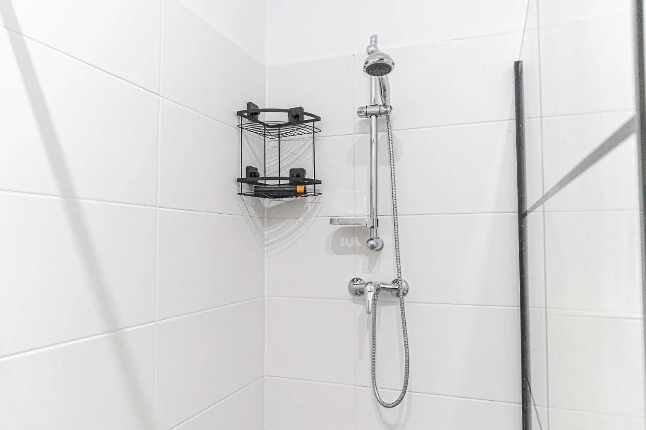9 Min From City Center - Lovely Studio Near U1 Reumannplatz Vienna 0*,